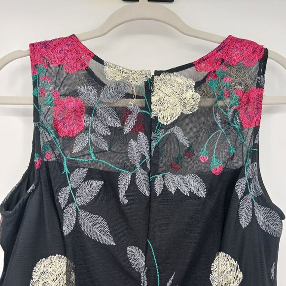 Vince Camuto Floral Embroidered Sleeveless Black Dress Size 10 NWOT - Picture 4 of 16
